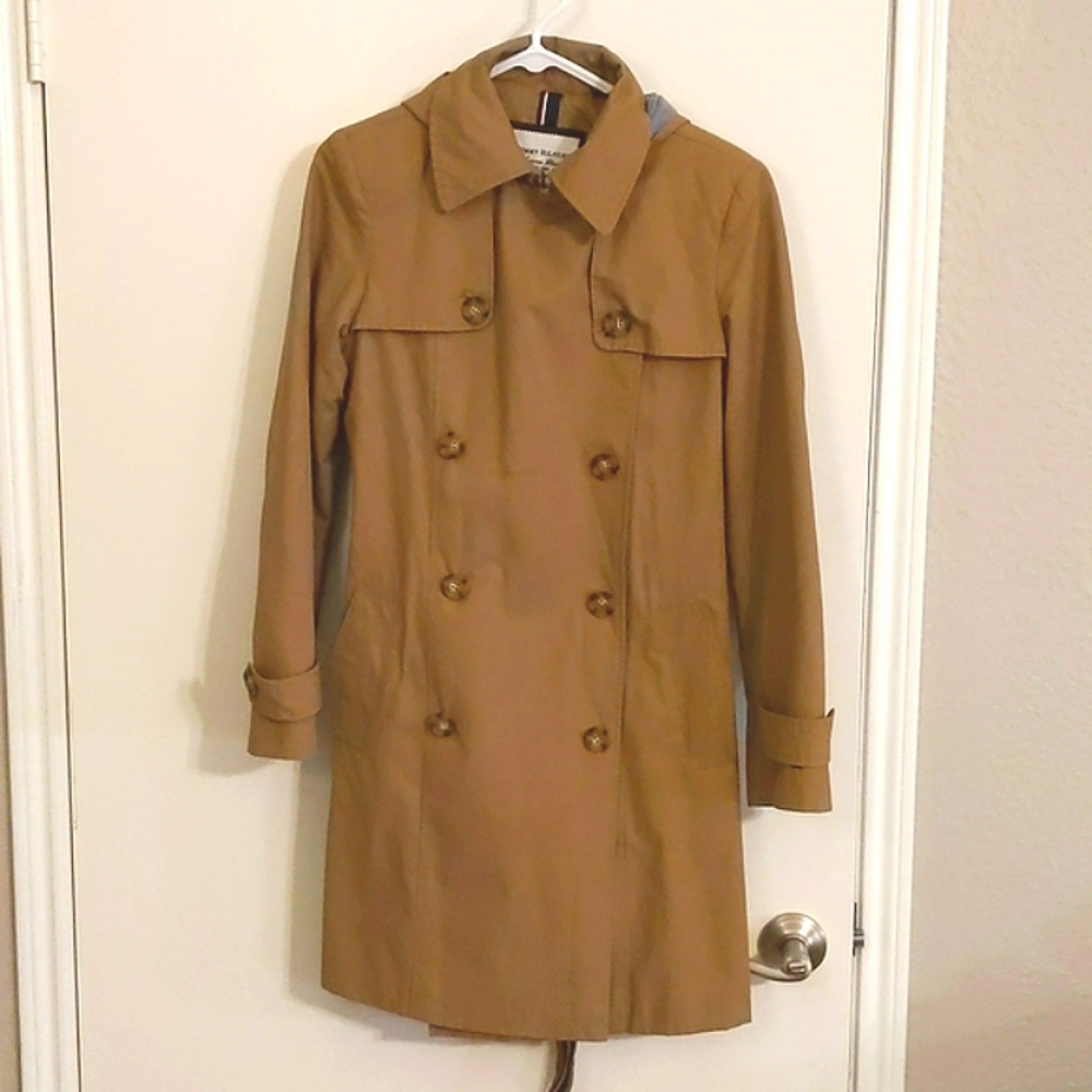 Classic Tommy Hilfiger Double-breasted Trench w/ Hood, Belt,& Pockets sz XS, Tan